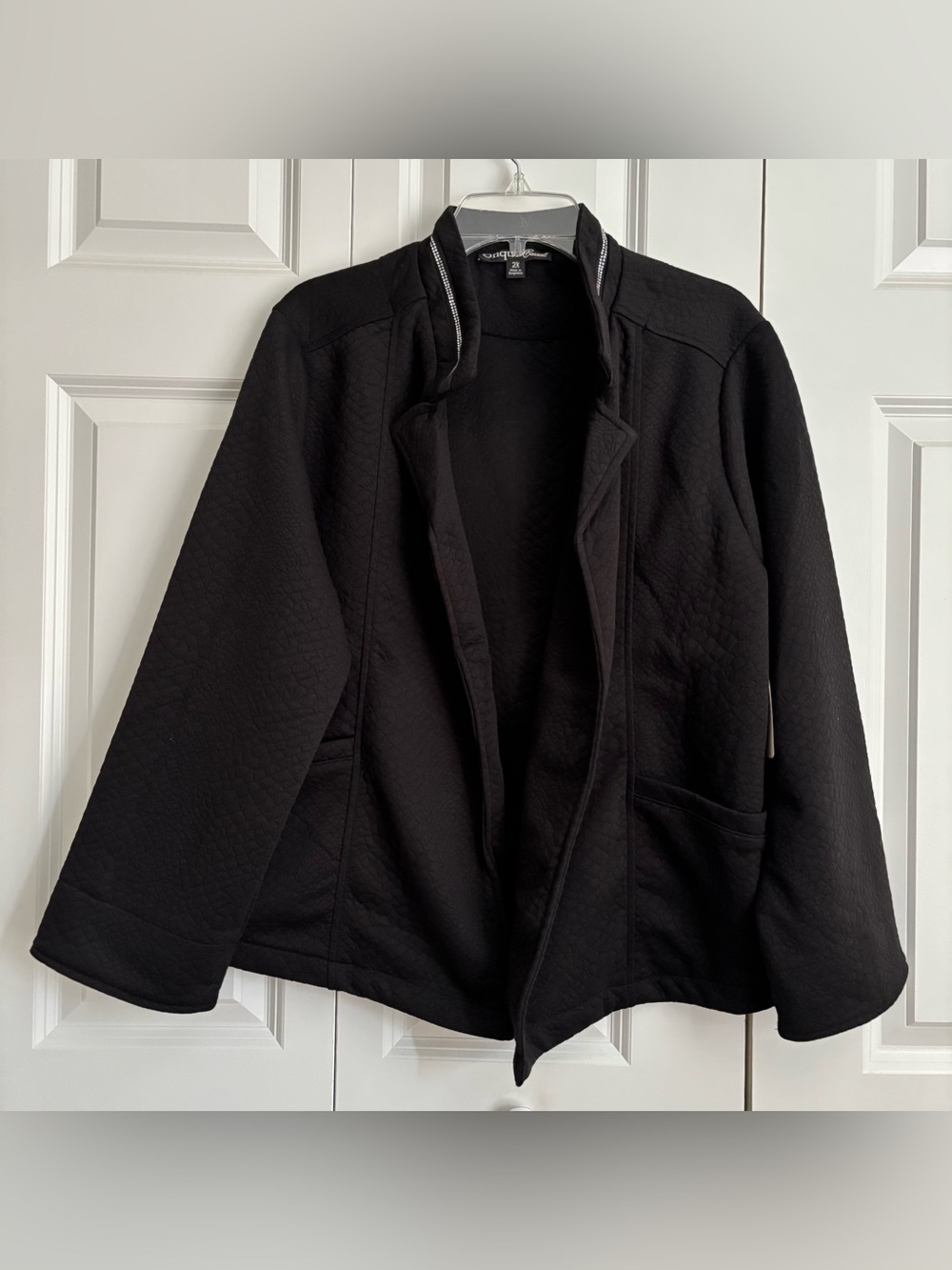 Onque Casuals Black Open Quilted Blazer